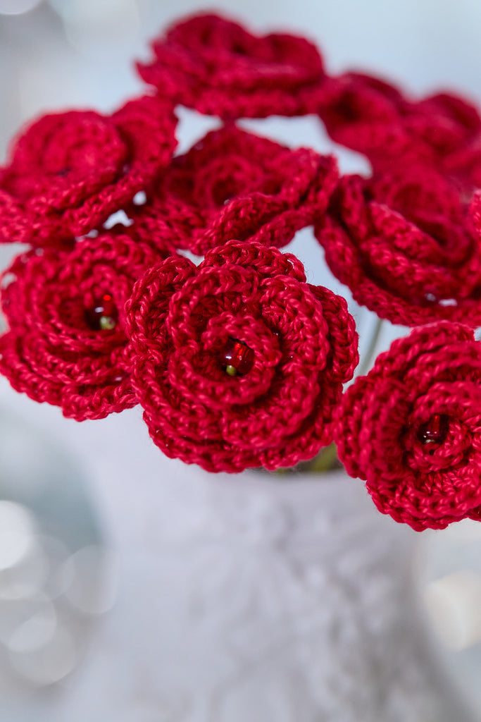 Red Crochet Rose – Candyfleece