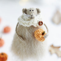 Mouse with a Pumpkin